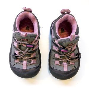 Keen little kids hiking shoe